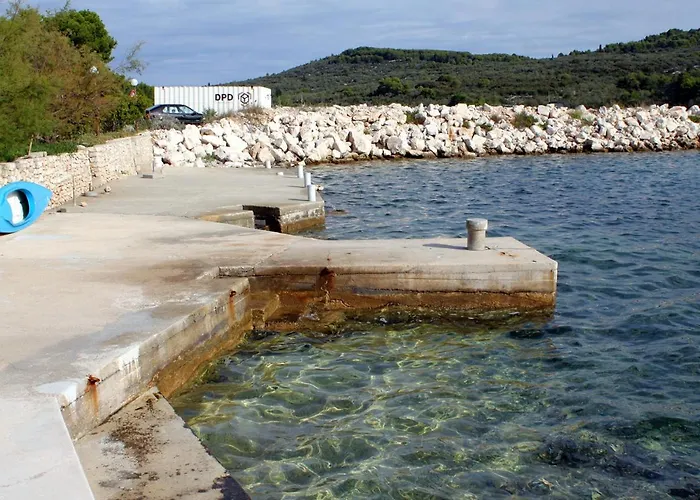 Апартаменты By The Sea Cove Mala Lamjana, Ugljan - 8449 *