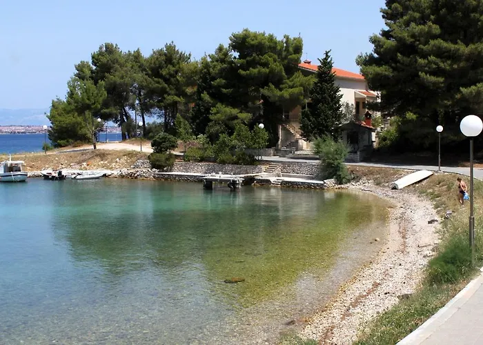 Апартаменты By The Sea Cove Mala Lamjana, Ugljan - 8449